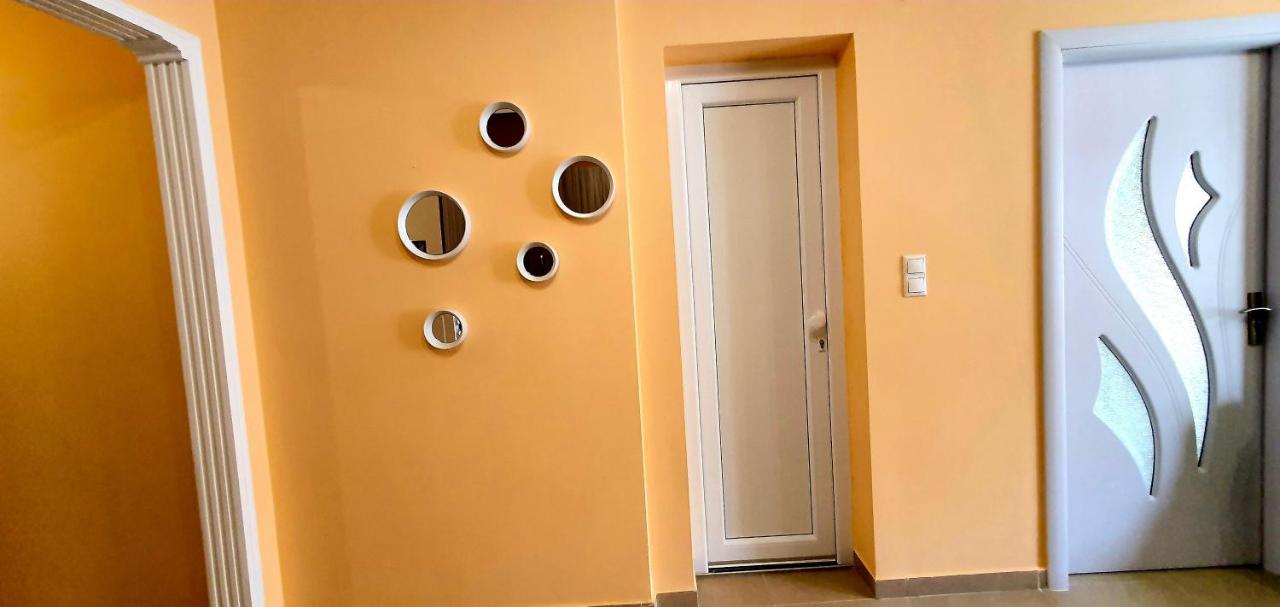 Apollo 1 - Luxury Apartment Katerini Bagian luar foto